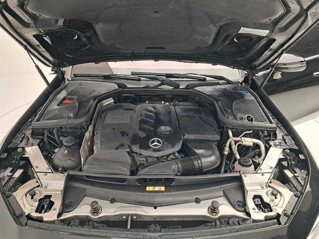 Mercedes Benz CLS Class 2022 Negro - Importación desde Corea - HF Imports Iquique - Foto 19