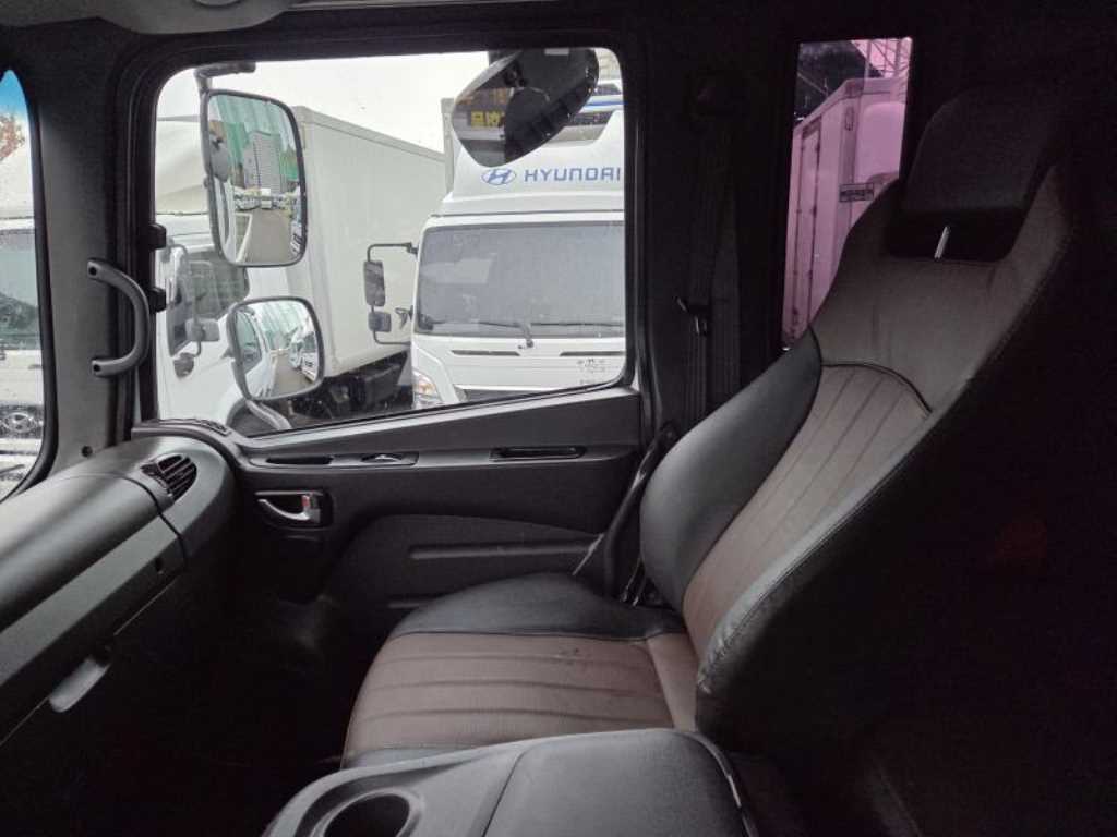 medium and large cargo Cargo 2020 Blanco - Importación desde Corea - HF Imports Iquique - Foto 15