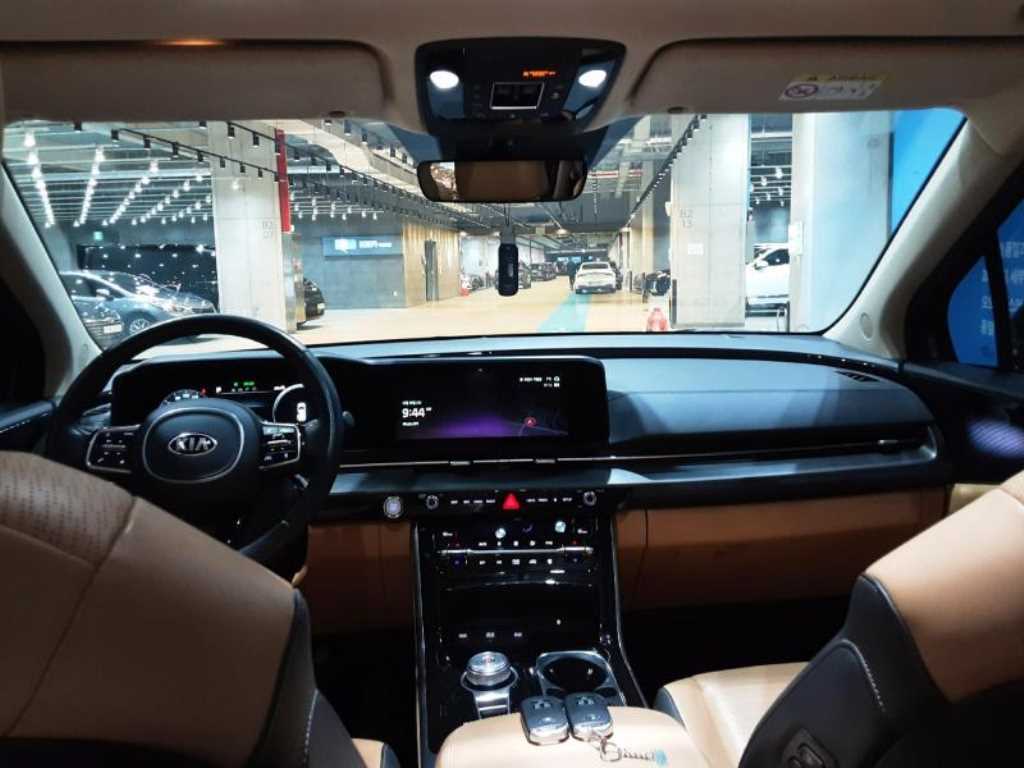 KIA Carnival - Vista 7