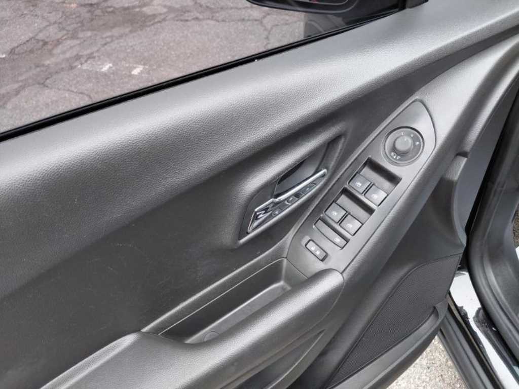 Chevrolet Trax - Vista 9