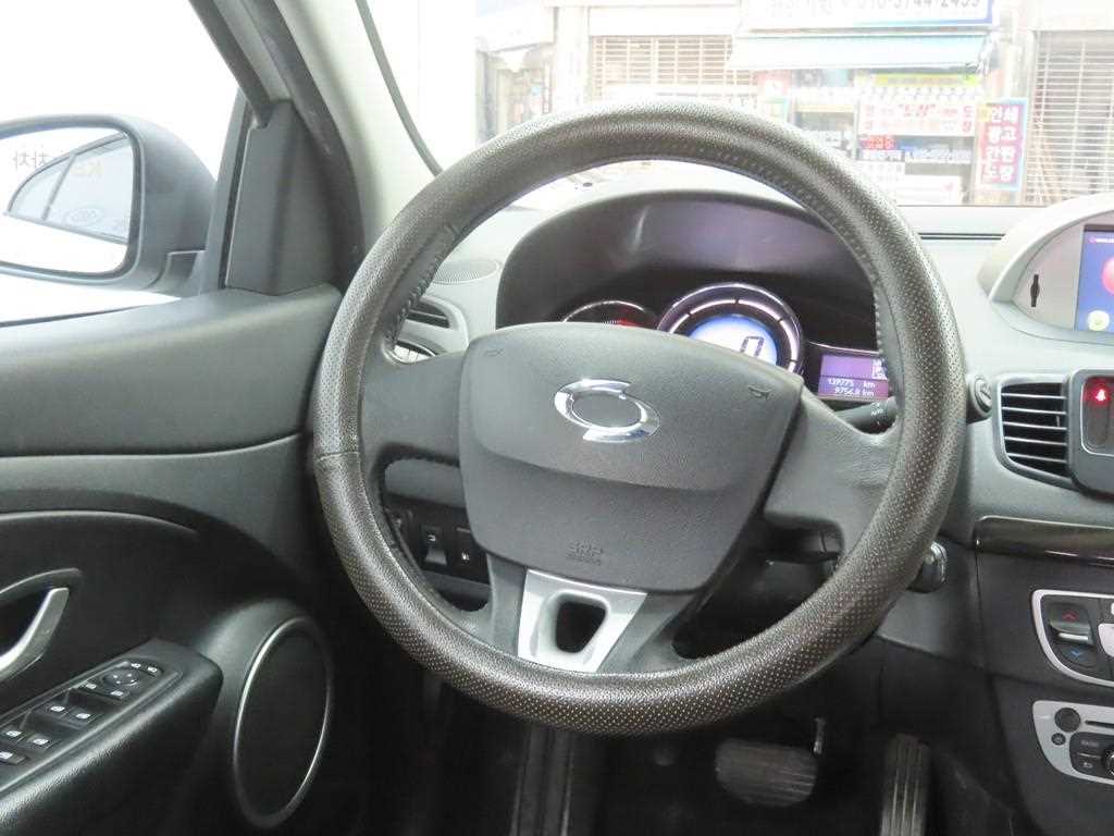 SAMSUNG SM3 2014 Blanco - Importación desde Corea - HF Imports Iquique - Foto 17