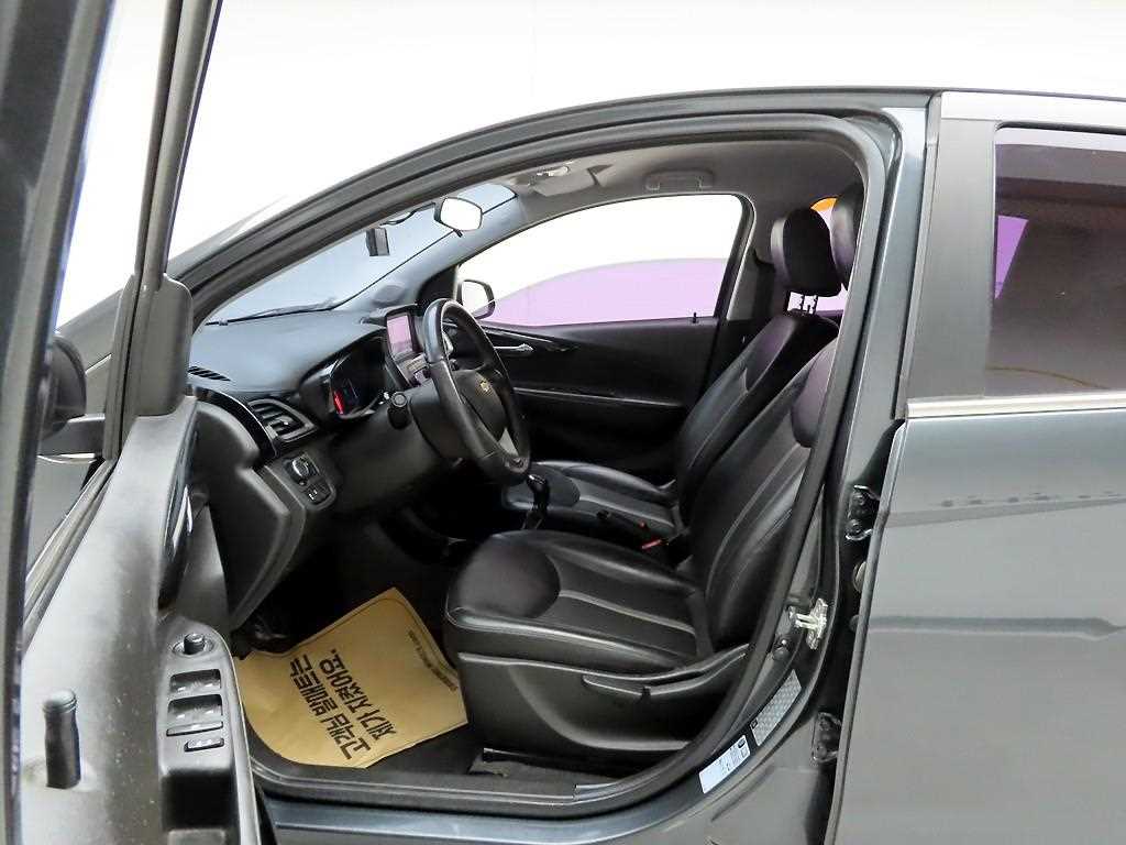 Chevrolet Spark 2019 Gris - Importación desde Corea - HF Imports Iquique - Foto 13