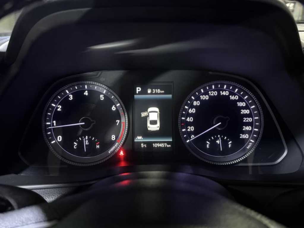 HYUNDAI Sonata - Vista 7