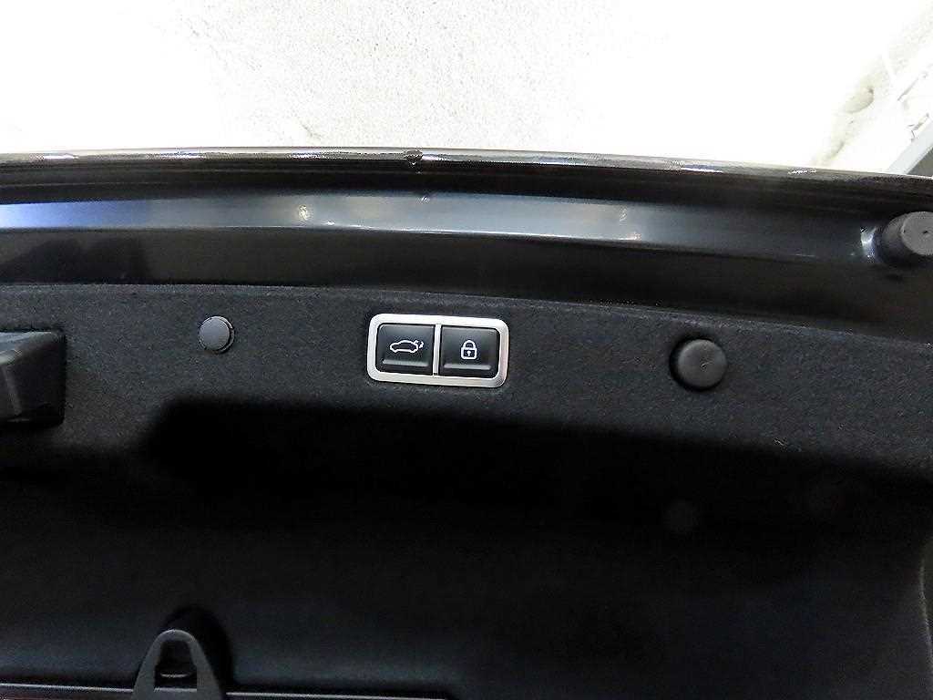 HYUNDAI Grandeur 2025 Negro - Importación desde Corea - HF Imports Iquique - Foto 16