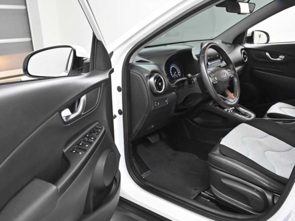 HYUNDAI Kona - Vista 11