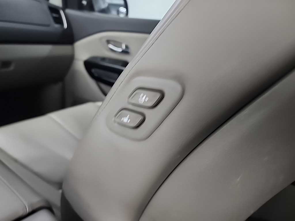 KIA Carnival - Vista 12