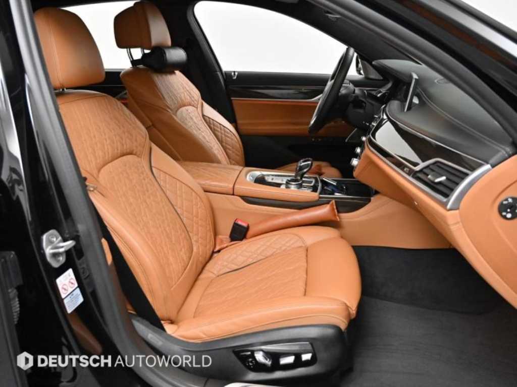 BMW 7 Series - Vista 10
