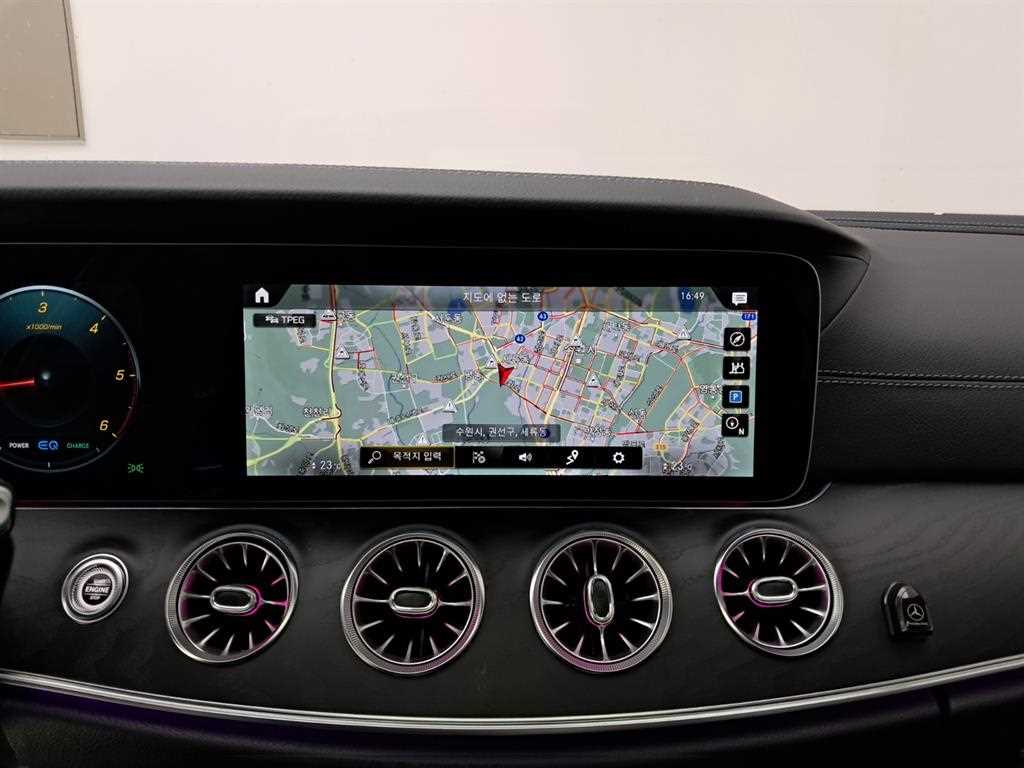 Mercedes Benz CLS Class - Vista 9