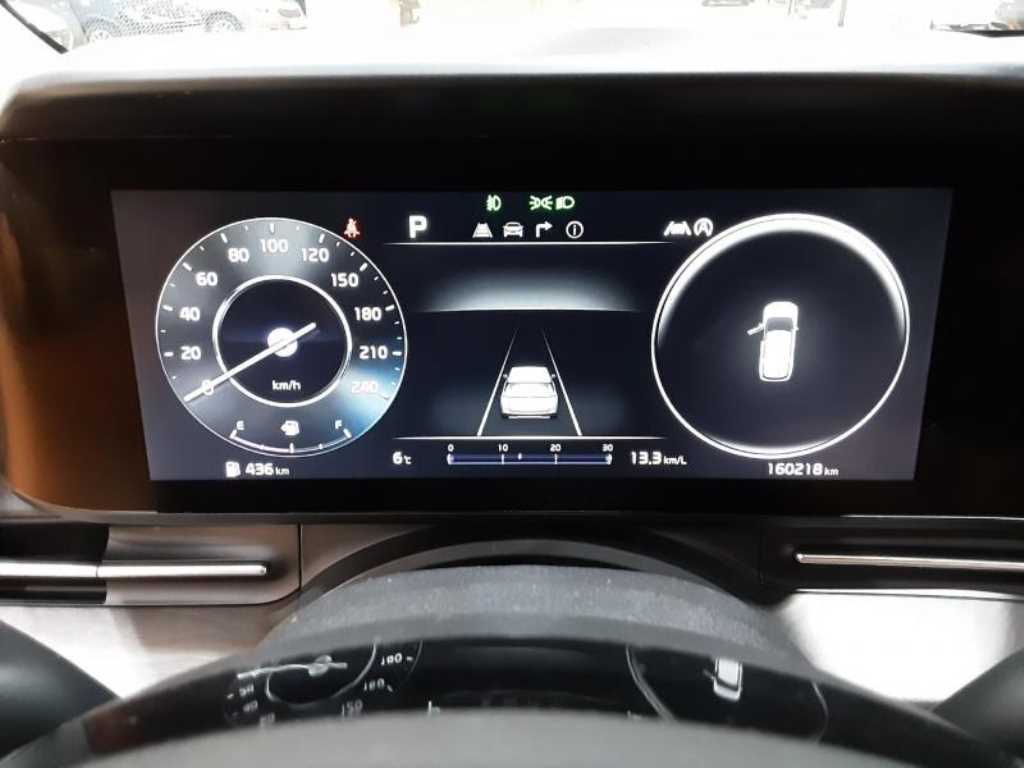 KIA Carnival - Vista 5