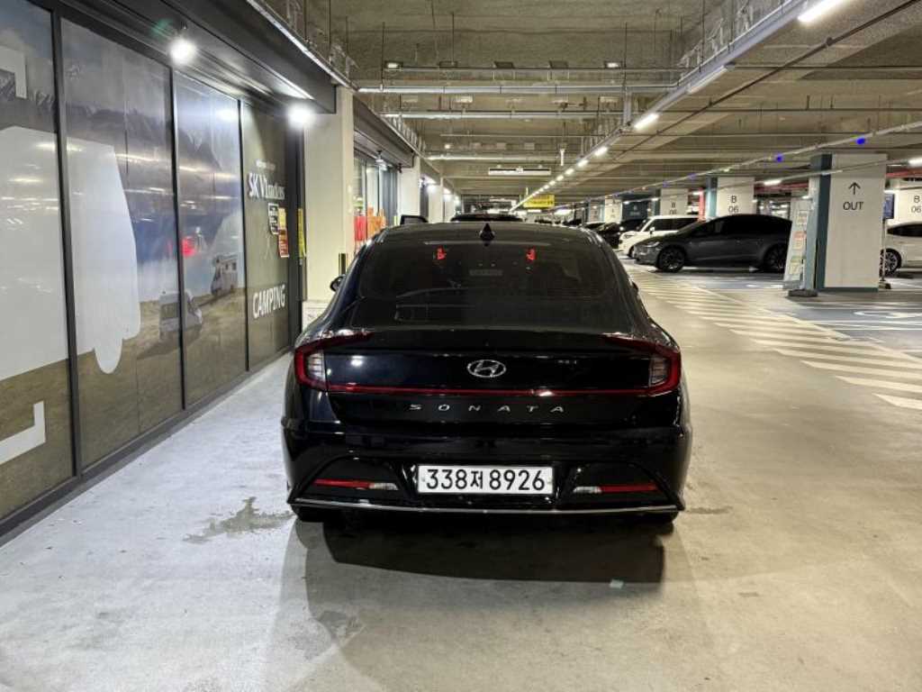 HYUNDAI Sonata - Vista 4