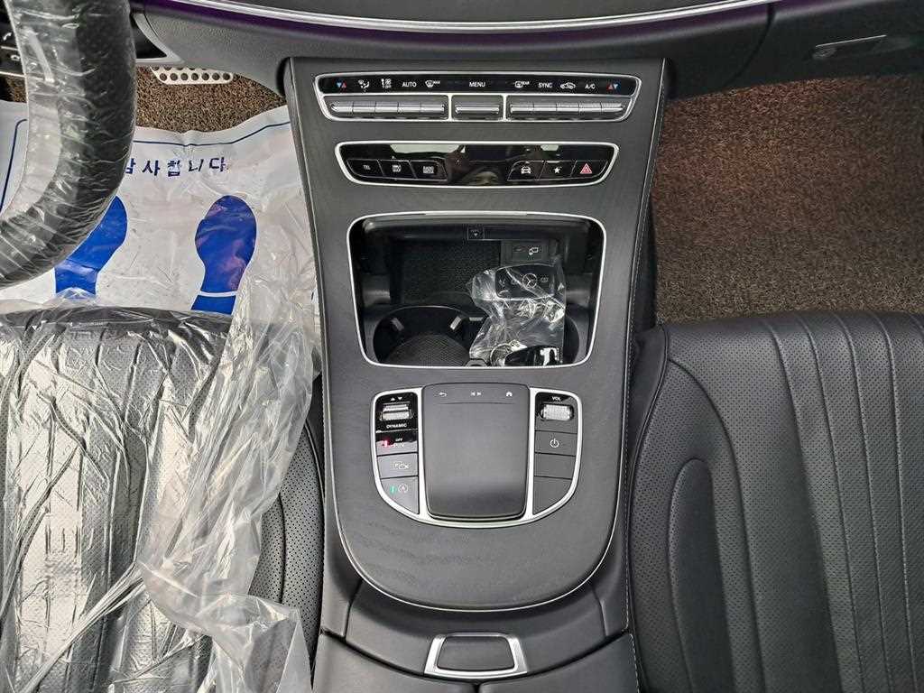 Mercedes Benz CLS Class 2022 Negro - Importación desde Corea - HF Imports Iquique - Foto 14