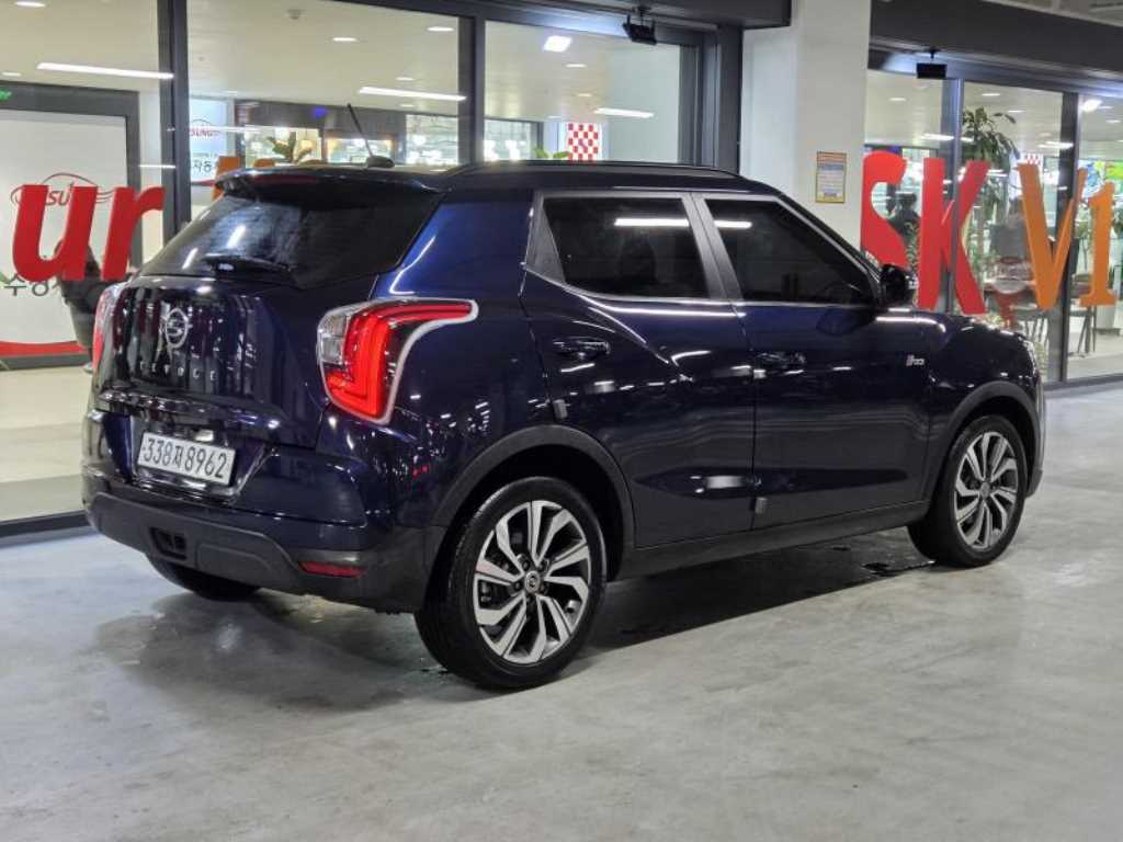 Ssangyong Tivoli - Vista 4