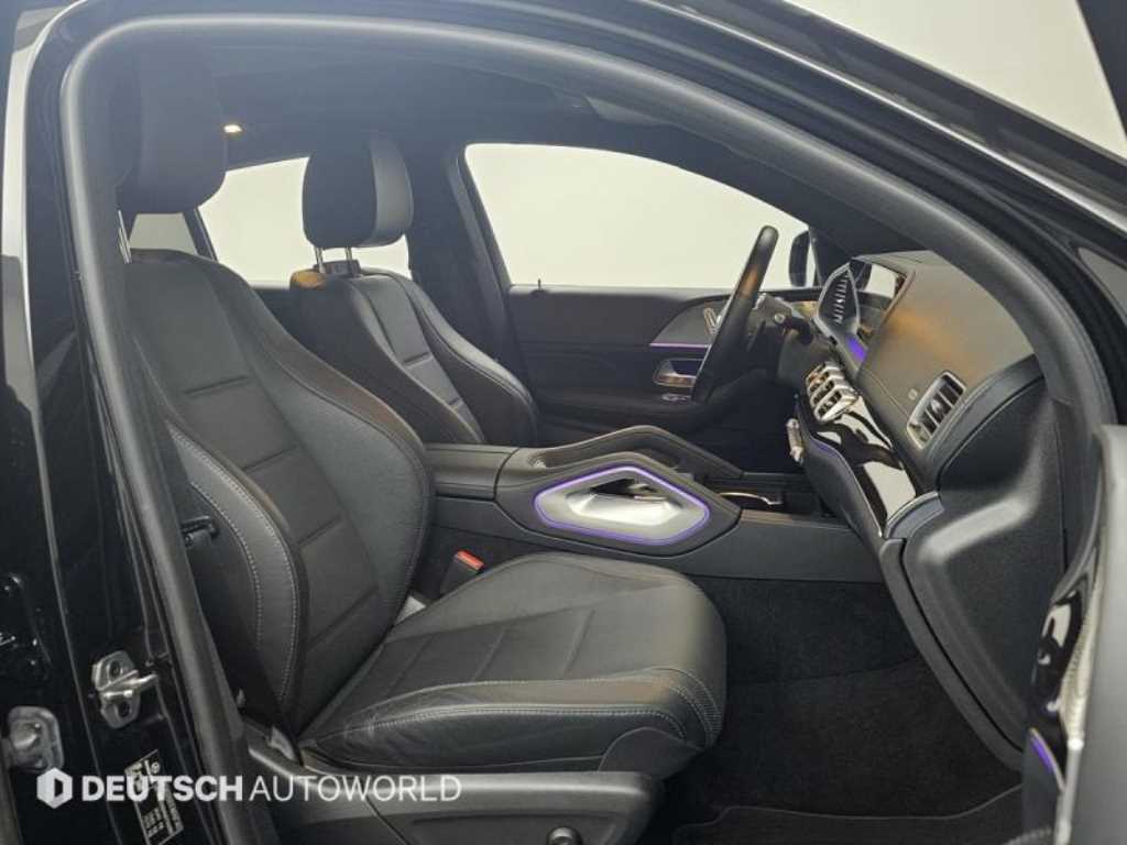 Mercedes Benz GLE Class - Vista 6