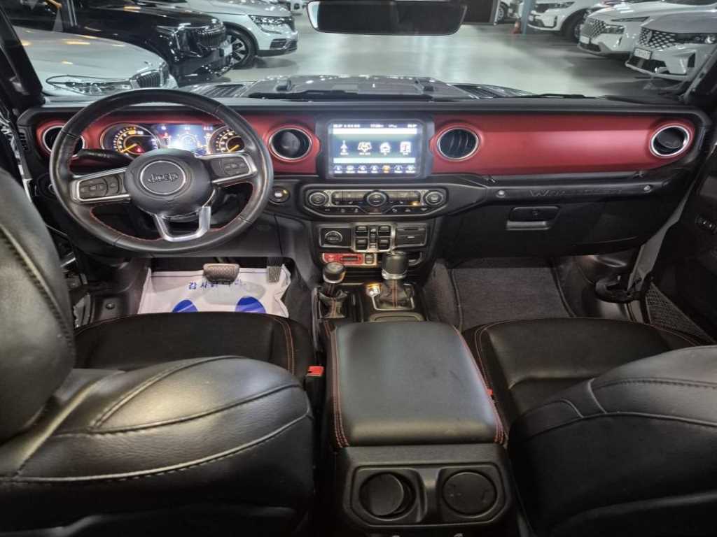 Jeep Wrangler - Vista 6