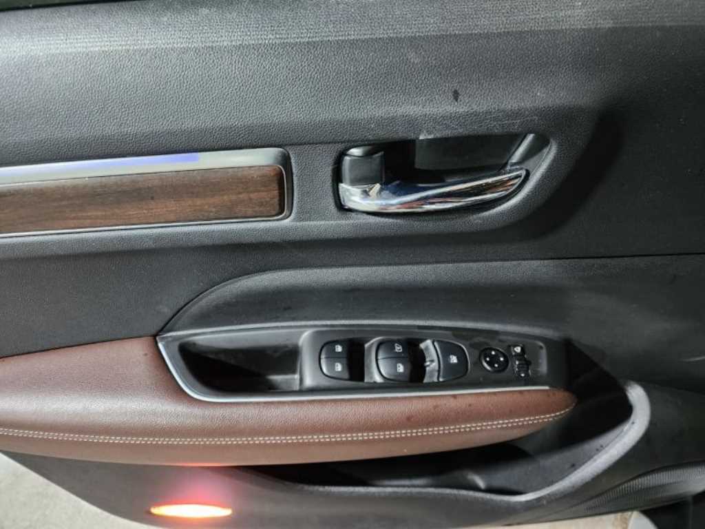 SAMSUNG QM6 - Vista 10