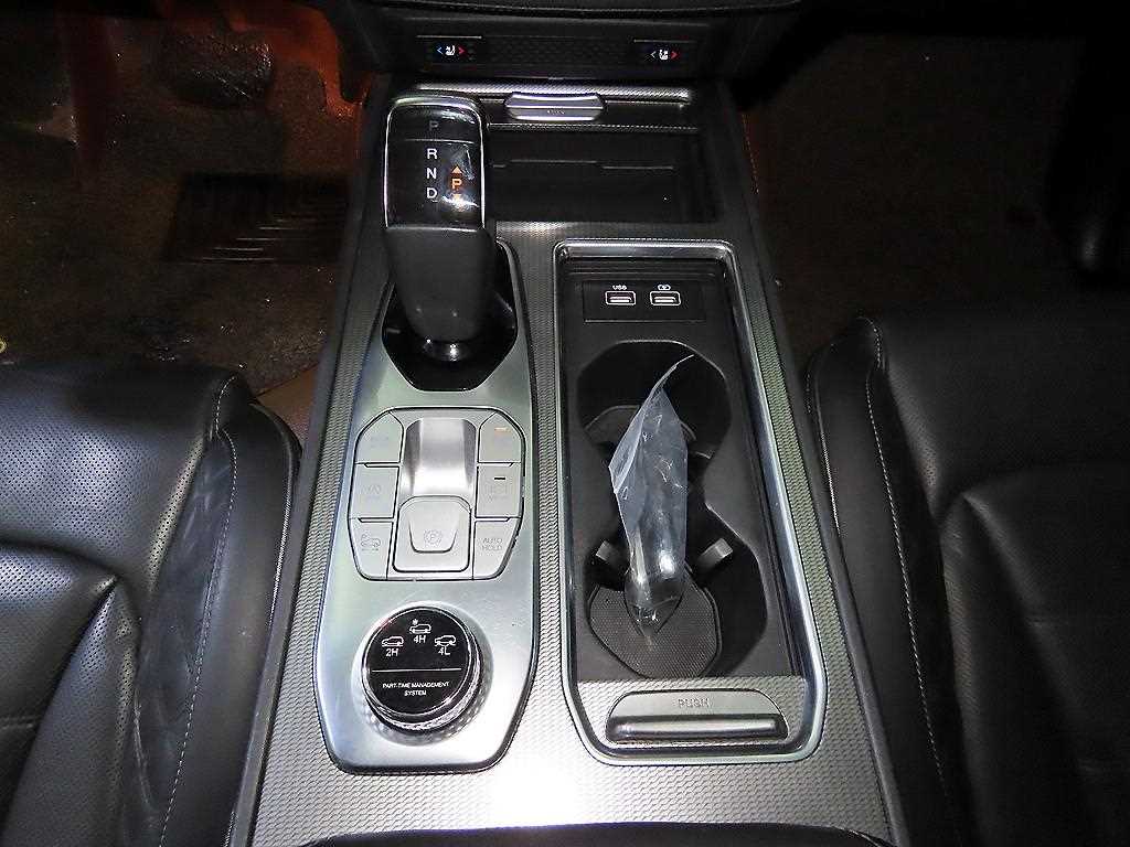 Ssangyong Rexton - Vista 12