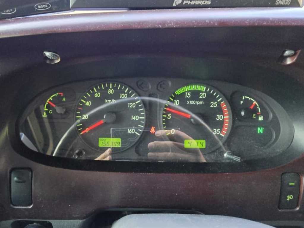 medium and large bus Hyundai bus - Vista 4