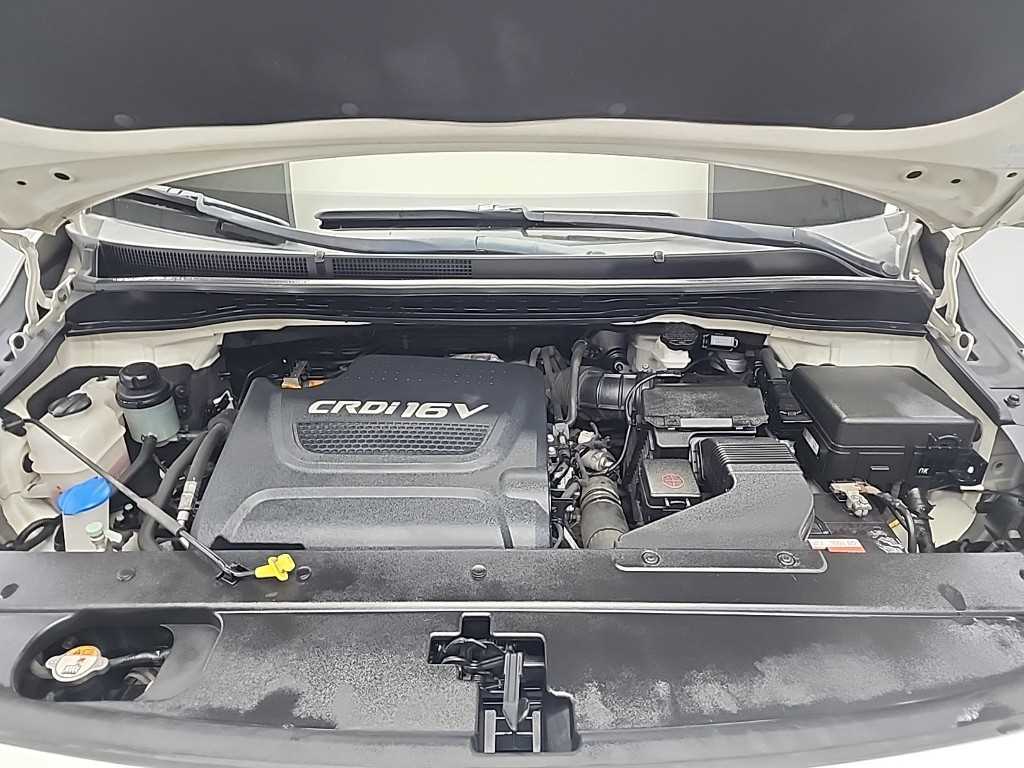 KIA Carnival - Vista 5