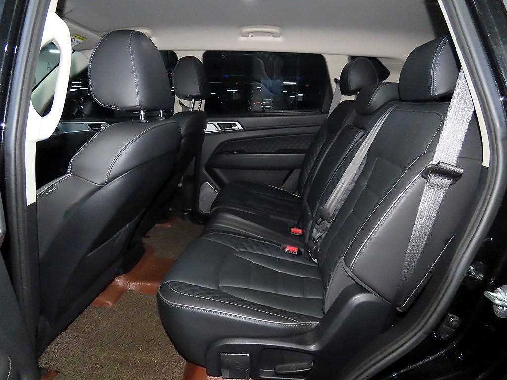 Ssangyong Rexton - Vista 7