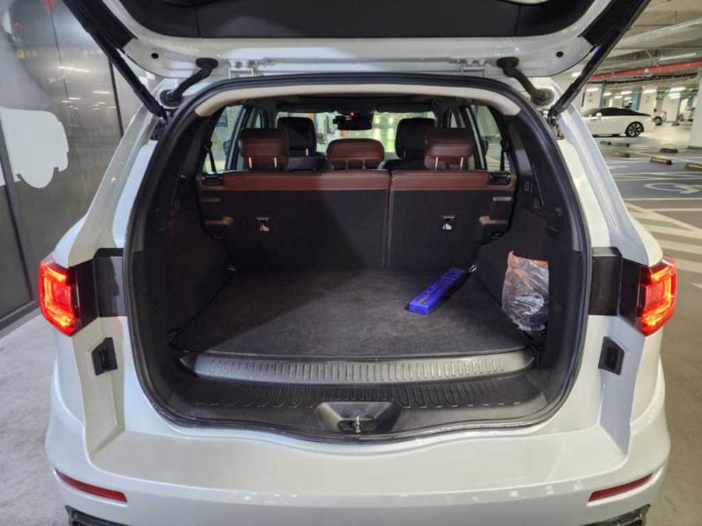 SAMSUNG QM6 - Vista 5