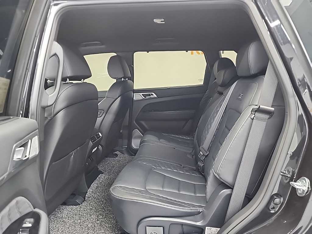 Ssangyong Rexton - Vista 12