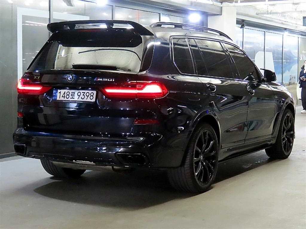 BMW X7 - Vista 4