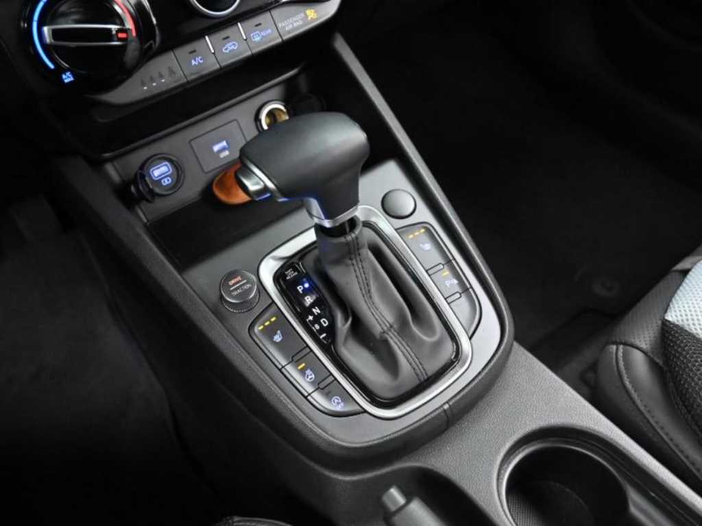 HYUNDAI Kona - Vista 9