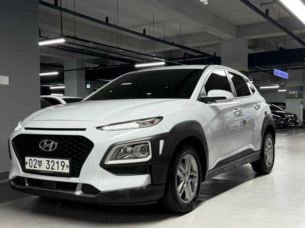 HYUNDAI Kona - Vista 4