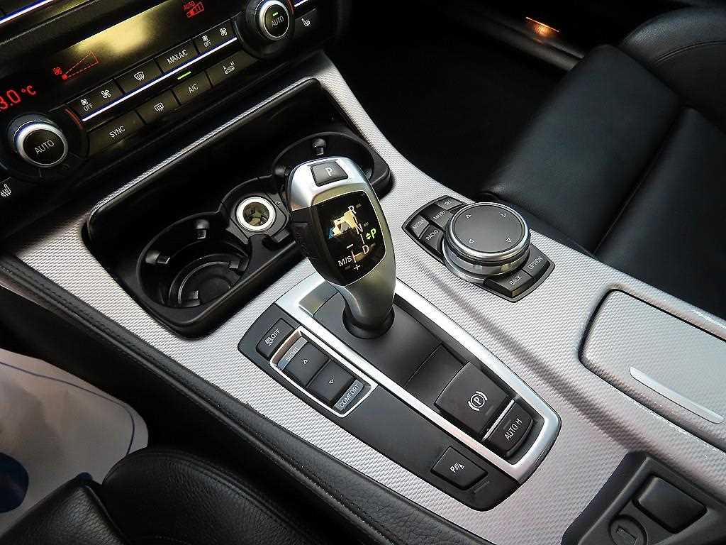 BMW 5 Series - Vista 11