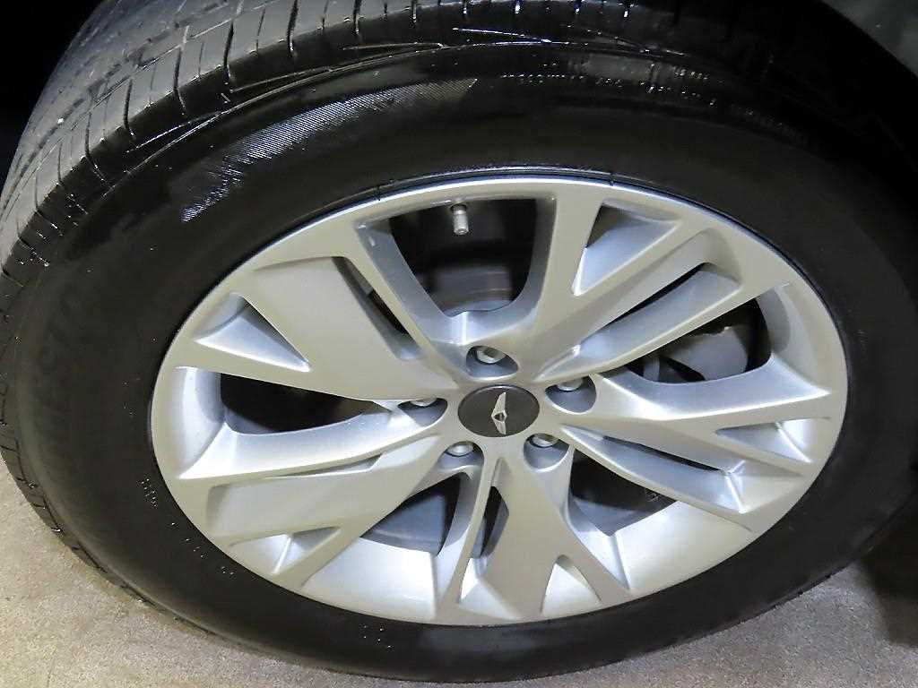 Genesis GV70 2023 Verde - Importación desde Corea - HF Imports Iquique - Foto 20