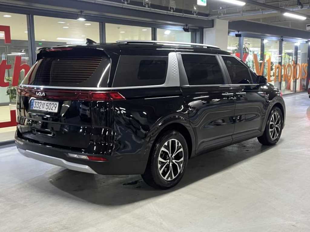 KIA Carnival - Vista 6