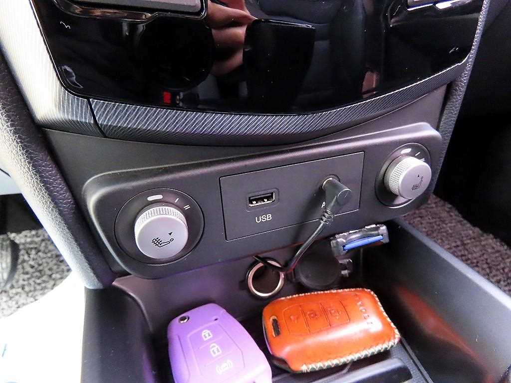 Ssangyong Tivoli 2017 - Importación desde Corea - HF Imports Iquique - Foto 14