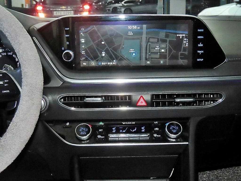 HYUNDAI Sonata - Vista 11