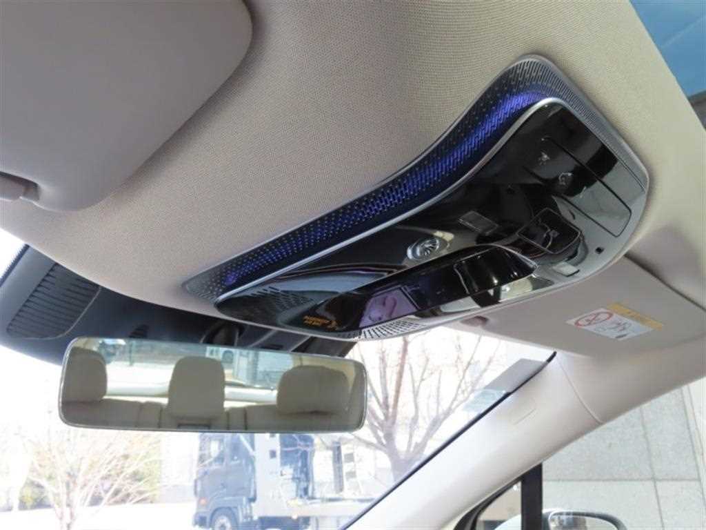 Mercedes Benz EQS - Vista 10