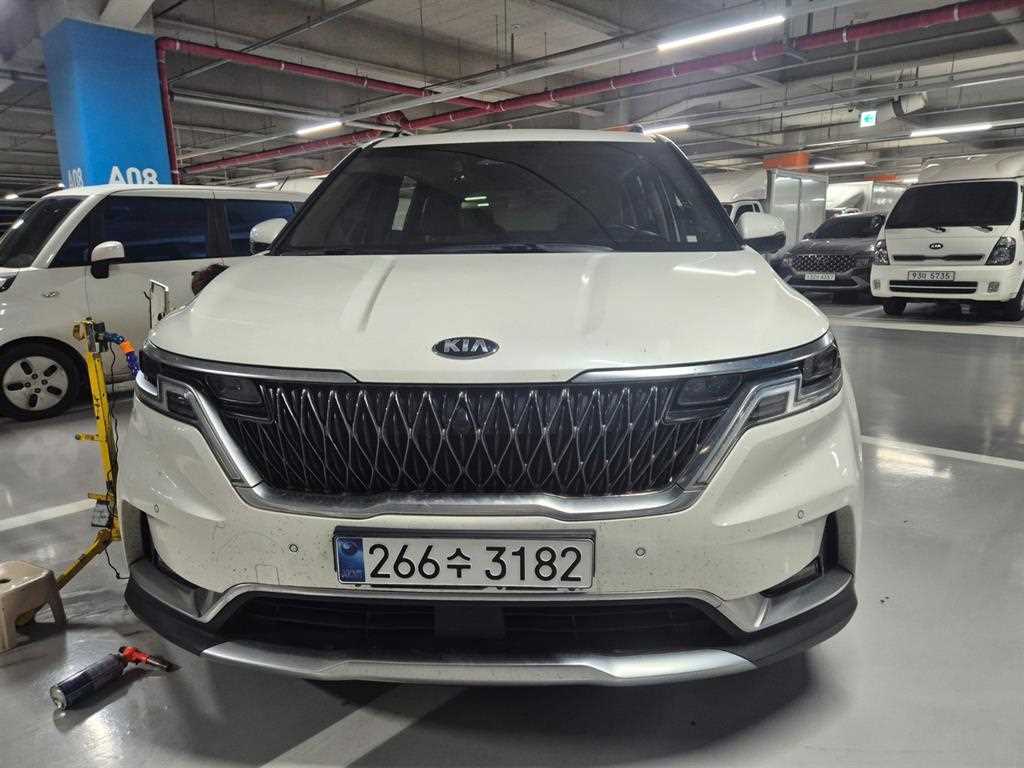 KIA Carnival 2021 Blanco - Importación desde Corea - HF Imports Iquique - Foto 1