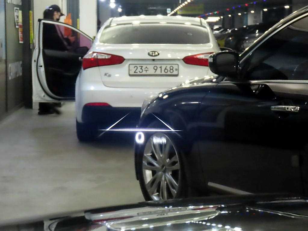 Genesis GV70 2023 Verde - Importación desde Corea - HF Imports Iquique - Foto 13