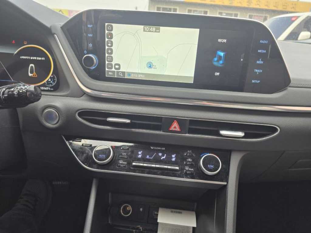 HYUNDAI Sonata - Vista 5