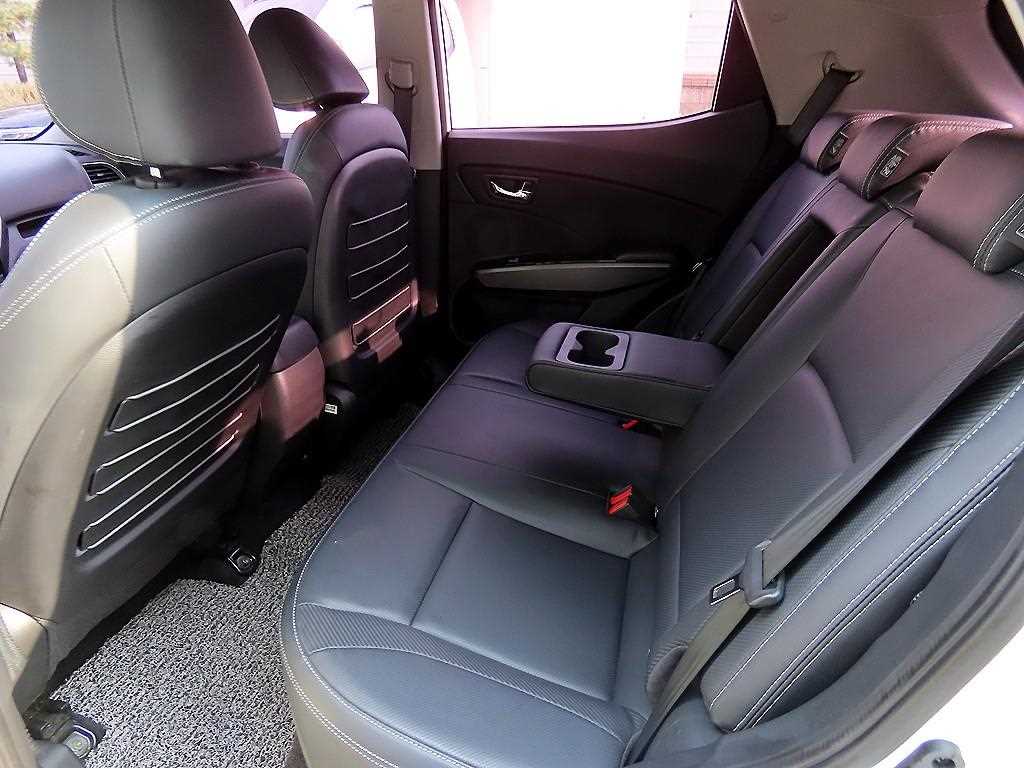 Ssangyong Tivoli - Vista 6