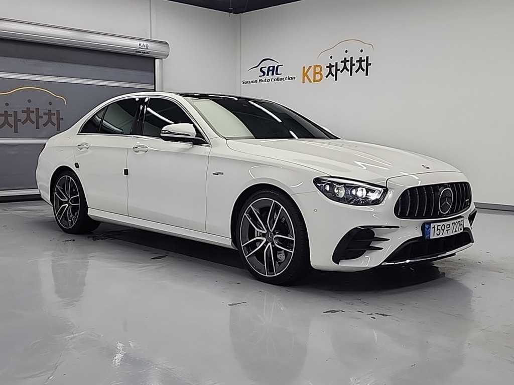 Mercedes Benz E class - Vista 4