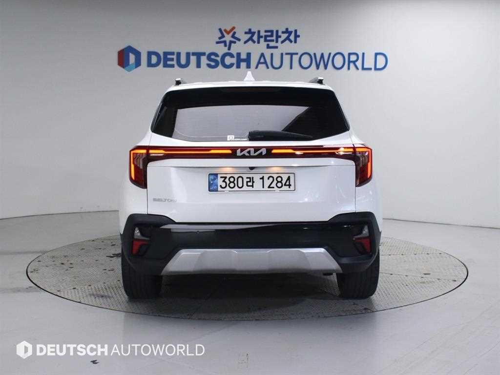 KIA Seltos - Vista 4