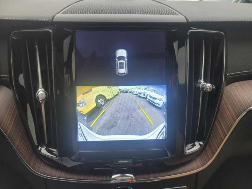 Volvo XC60 2022 - Importación desde Corea - HF Imports Iquique - Foto 18