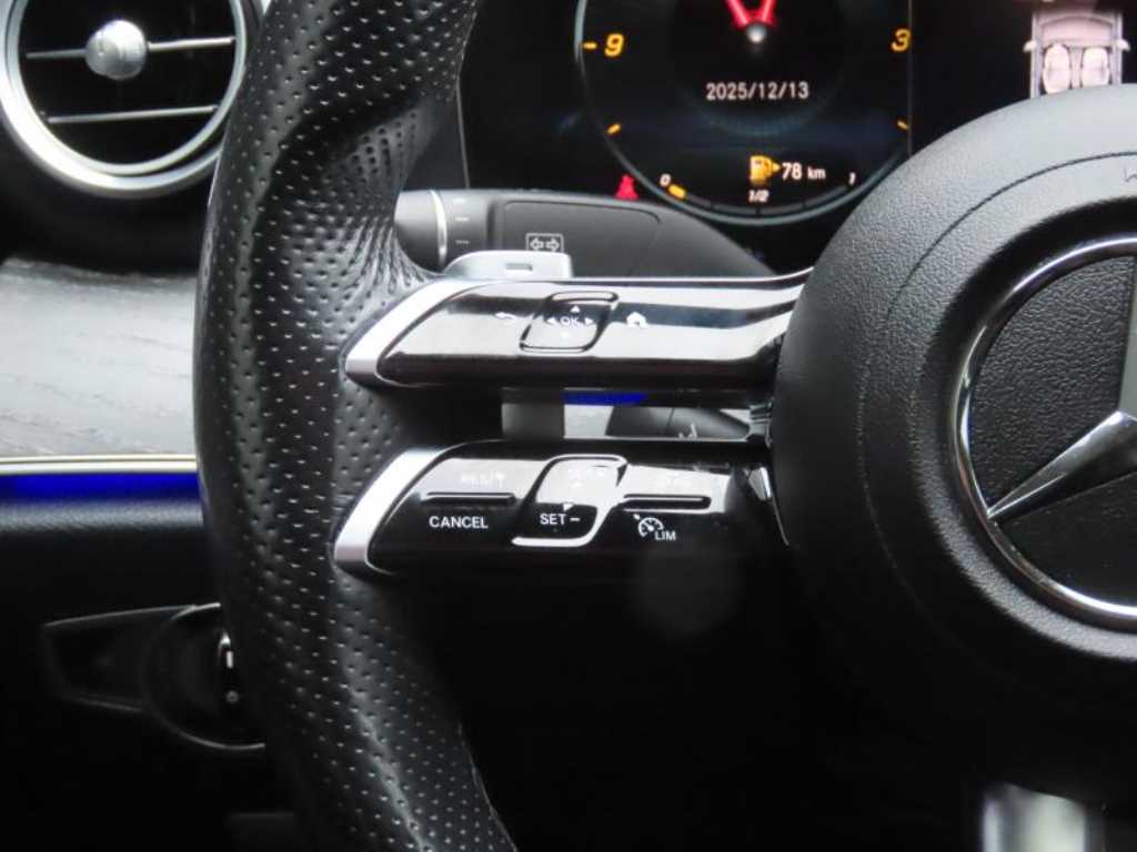 Mercedes Benz E class - Vista 12