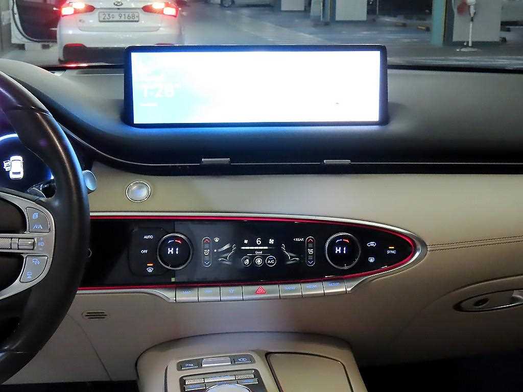 Genesis GV70 - Vista 11