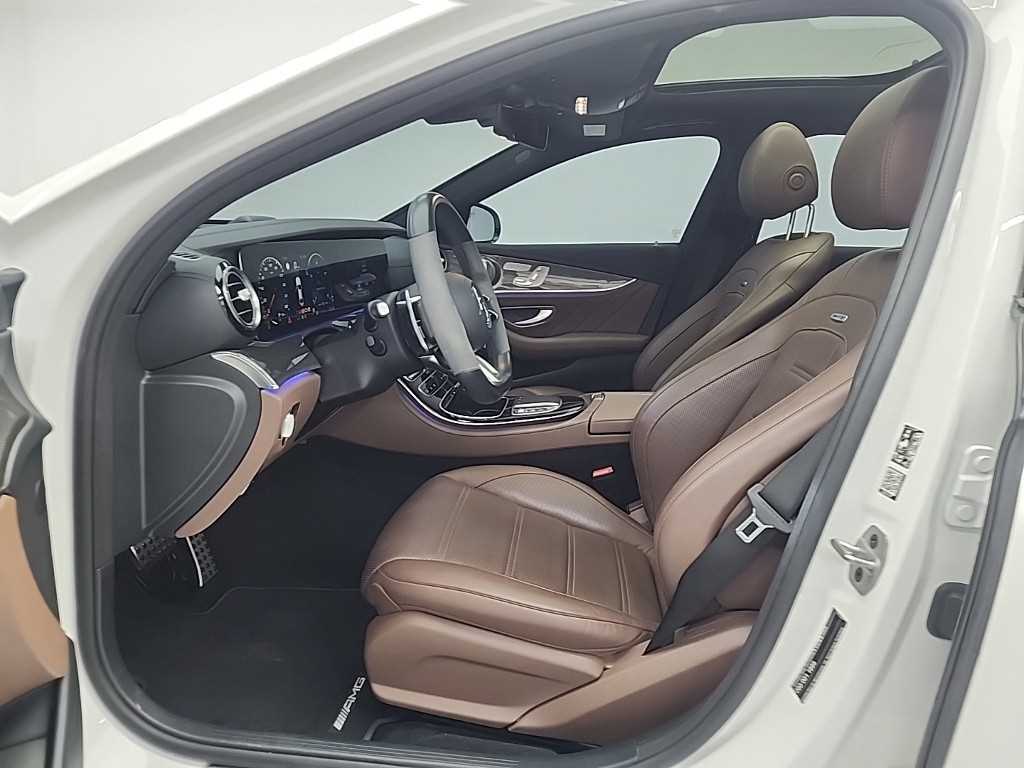 Mercedes Benz E class - Vista 11