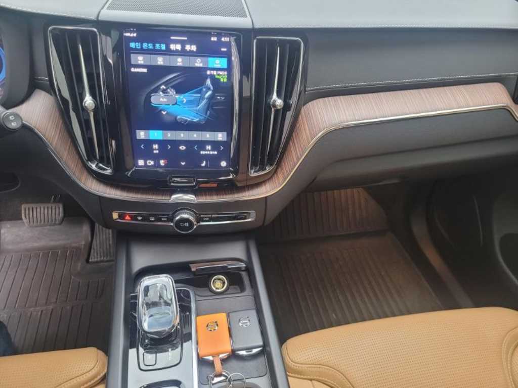 Volvo XC60 - Vista 10