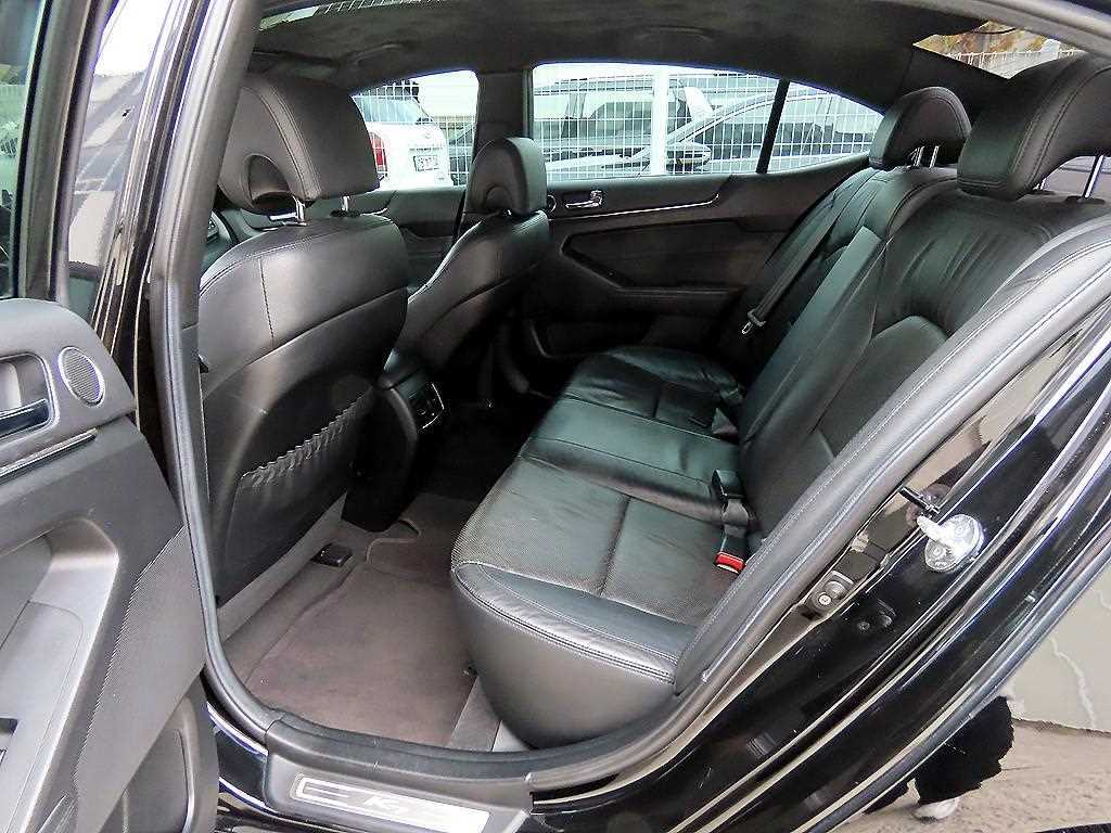 KIA K7 - Vista 6