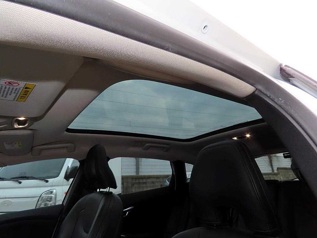 Volvo V40 2018 Blanco - Importación desde Corea - HF Imports Iquique - Foto 17