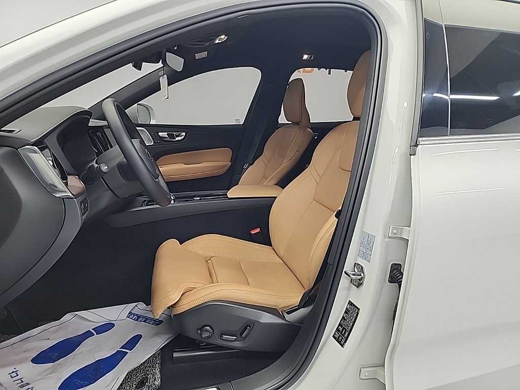 Volvo XC60 - Vista 11