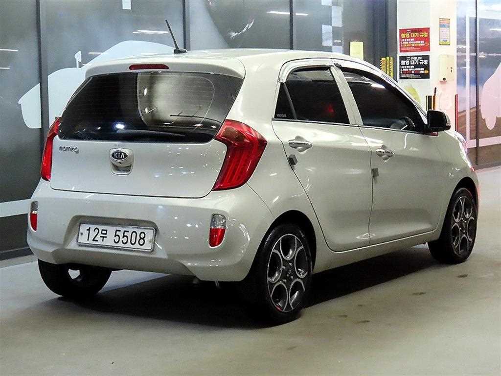 KIA Morning - Vista 4