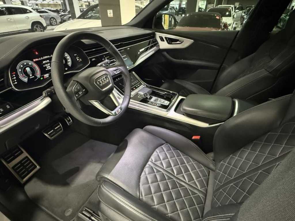 Audi Q8 2023 Blanco - Importación desde Corea - HF Imports Iquique - Foto 13